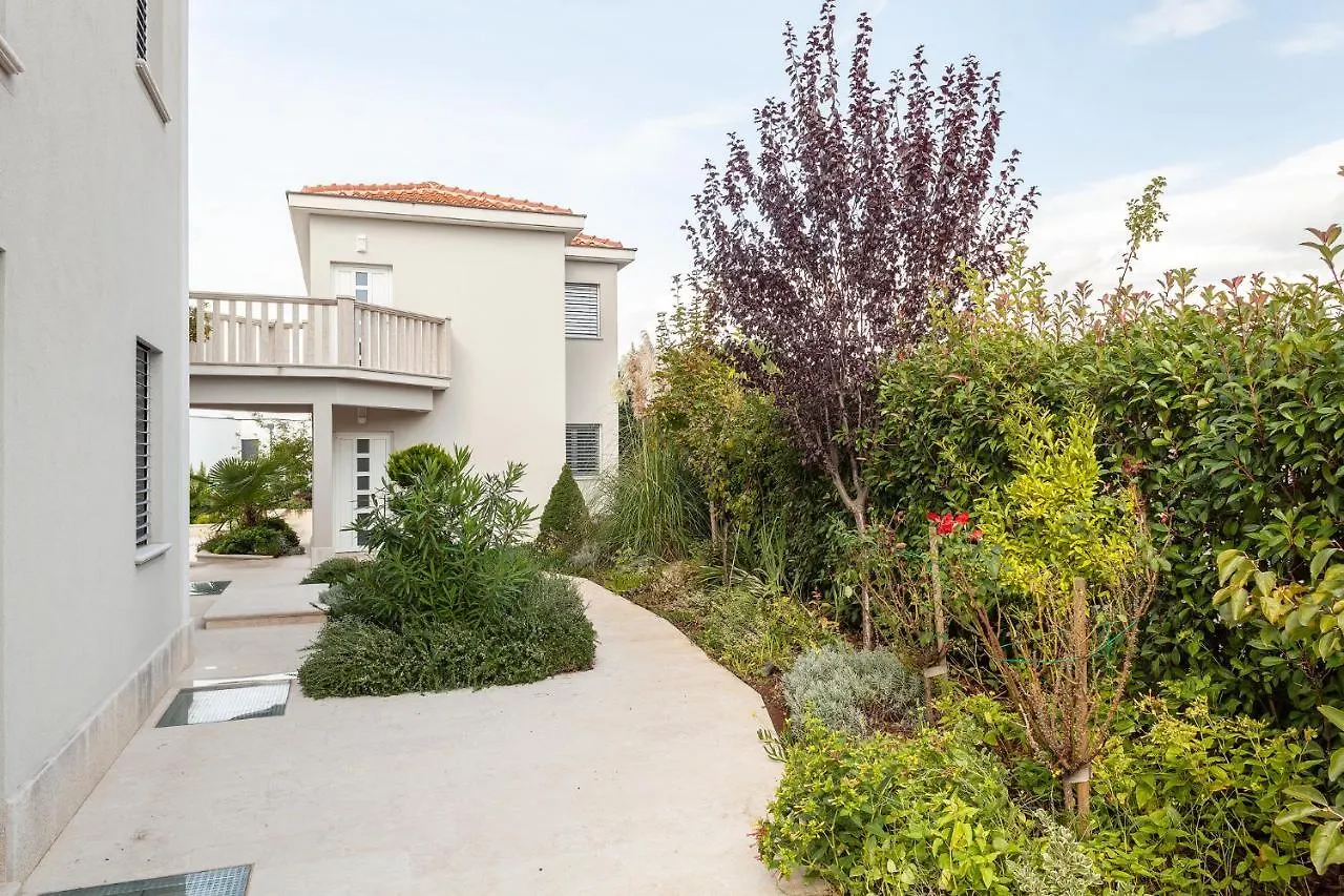 Luxury Apartments Vila Carissa Malinska